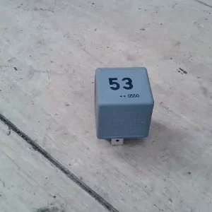 Vedd meg most VW Passat (B6) 2005.03.01-2010.10.31 Relé bontott alkatrész