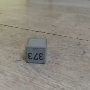 VW PASSAT 00.11-05.02 B5.5 Relé bontott alkatrész Árcsökkenés