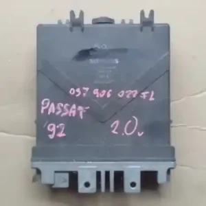 VW PASSAT 88-93 Motorvezérlő egység ecu pcm modul bontott alkatrész Különleges ajánlat