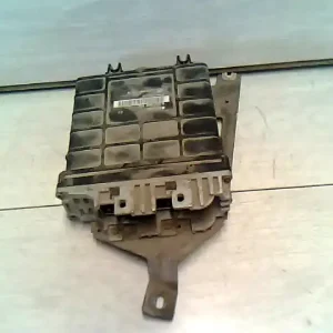 Legkelendőbb VW PASSAT 88-93 Motorvezérlő egység ecu pcm modul bontott alkatrész