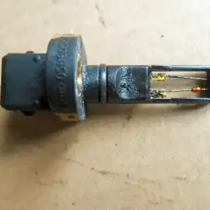 Legjobb ár VW PASSAT 96.10-00.10 B5 Levegő hőmérséklet érzékelő bontott alkatrész