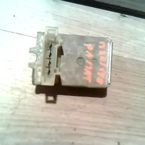 Legjobb ár VW PASSAT 93-96 Fűtőmotor előtét ellenállás1.8 ibontott alkatrész