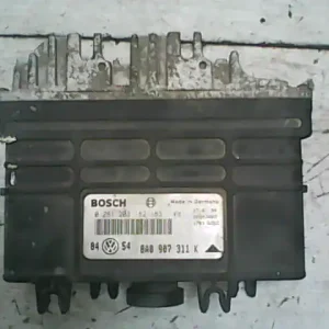 Ajánlat VW PASSAT 93-96 Motorvezérlő egység ecu pcm modul bontott alkatrész