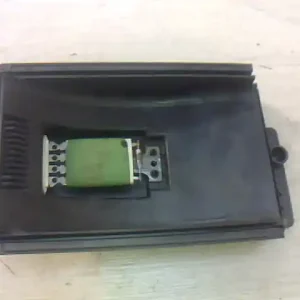 Akciós ár VW POLO CLASSIC 99.10-01.09 Fűtőmotor előtét ellenállásbontott alkatrész