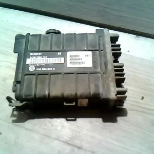Korlátozott ajánlat VW POLO II. 91-94 Motorvezérlő egység ecu pcm modul 1.0 ibontott alkatrész