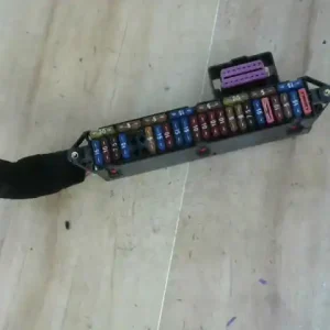 Újdonság VW POLO III. 94-99 Biztosítéktábla bcm bsi bsm sam gem modul utastér bontott alkatrész