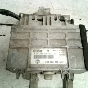 Kihagyhatatlan ajánlat VW POLO III. 94-99 Motorvezérlő egység ecu pcm modul 1.0ibontott alkatrész
