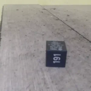 VW POLO III. 94-99 Relé bontott alkatrész Exkluzív ajánlat