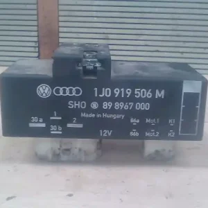 VW POLO V. 02-05 Hűtőventilátor relé 1.4i bontott alkatrész Akciós ár