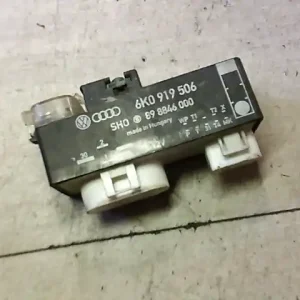 VW POLO VARIANT 97-01 Hűtőventilátor relé bontott alkatrész Azonnali szállítás