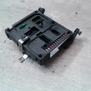 VW SHARAN 00-10 Biztosítéktábla bcm bsi bsm sam gem modulbontott alkatrész Kihagyhatatlan ajánlat