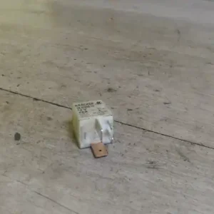 Akciós ár VW SHARAN 00-10 Relé bontott alkatrész