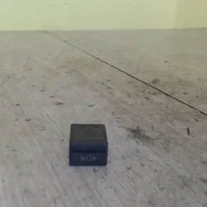 Vedd meg most VW SHARAN 00-10 Relé bontott alkatrész