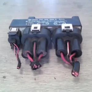 VW SHARAN 95.08-00.04 Hűtőventilátor relé bontott alkatrész Expressz szállítás