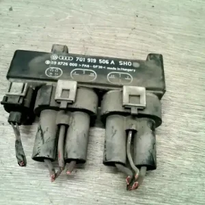 VW SHARAN 95.08-00.04 Hűtőventilátor relé 1.9 d bontott alkatrész Szezonális akció