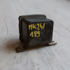 Árengedmény ZASTAVA 1100 Relé bontott alkatrész