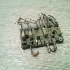 WARTBURG 1,3 Biztosítéktábla bcm bsi bsm sam gem modul1.3 b bontott alkatrész Végkiárusítás