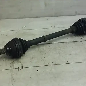 Utolsó esély AUDI 80 78-86 Bal hátsó féltengely bontott alkatrész