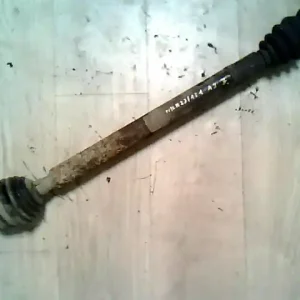 Rendeld meg most AUDI A3 2000.07.01-2003.04.30 Jobb első féltengely benzines bontott alkatrész