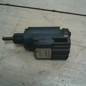 Vedd meg most AUDI A4 01-04 Kuplung pedál kapcsoló bontott alkatrész