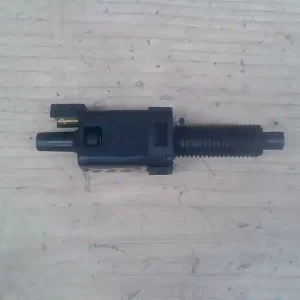 Újdonság AUDI A6 97-04 Kuplung pedál kapcsoló bontott alkatrész