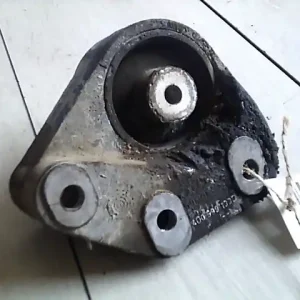 AUDI A8 94.06-02.12 Differenciálmű tartóbakelső bontott alkatrész Különleges ajánlat