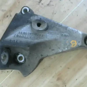 Legnépszerűbb AUDI A8 94.06-02.12 Sebességváltó tartó bak bontott alkatrész