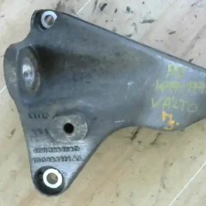 AUDI A8 94.06-02.12 Sebességváltó tartó bak bontott alkatrész Gyors szállítás