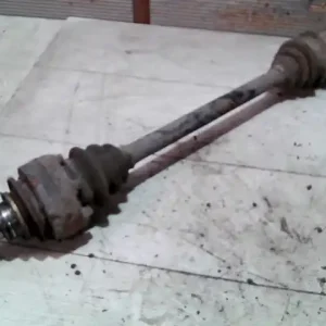 BMW E36 89-00 Bal hátsó féltengely bontott alkatrész Árcsökkenés