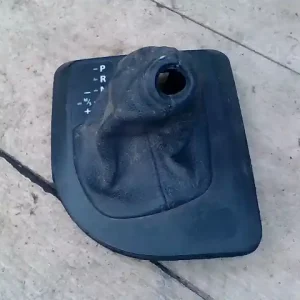 BMW E61 2003.07.01-2010.10.01 Váltószoknya bontott alkatrész Újdonság