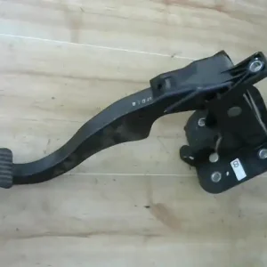 CHEVROLET LACETTI 2004.01.01-2010.01.01 Kuplung pedál bontott alkatrész Gyors szállítás