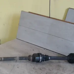 Kihagyhatatlan ajánlat CITROEN C5 05- Jobb első féltengely 2.0i bontott alkatrész