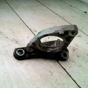 DACIA LOGAN 04.11-08.06 Féltengely tartó megtámasztó jobb első bontott alkatrész Árcsökkenés