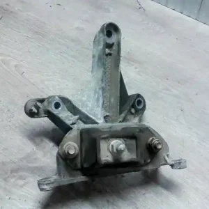 Akció DACIA LOGAN 04.11-08.06 Sebességváltó tartó bak 1.5dci bontott alkatrész