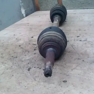 Végkiárusítás DAEWOO KALOS Bal első féltengely 1,4i bontott alkatrész