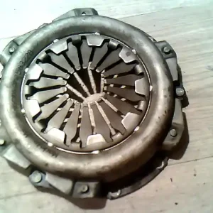 Akció FIAT 128 Kuplung szerkezet 1.1 b bontott alkatrész