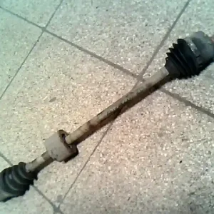 Alacsony ár FIAT Panda 03-11 Jobb első féltengely 1.2 i, 8v, nem abs-es bontott alkatrész