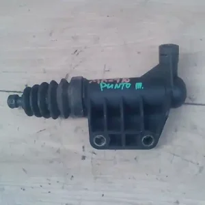 Ingyenes szállítás FIAT PUNTO III. Kuplung munkahenger alsó,1.3jtd bontott alkatrész