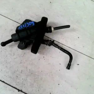 Népszerű FORD FIESTA 02-05 Kuplung munkahenger felső, 1.3i bontott alkatrész