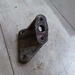 Ajánlat FORD FIESTA 96-99 Tartóbak bontott alkatrész