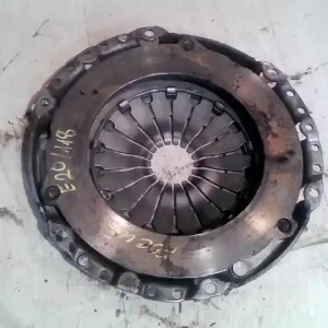 Vedd meg most FORD FOCUS 98-04 Kuplung szerkezet 1.8i bontott alkatrész