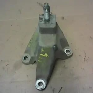 Rendeld meg most FORD FOCUS 98-04 Sebességváltó tartó bak bontott alkatrész