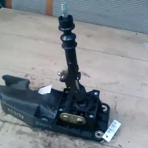 Végkiárusítás FORD FOCUS 98-04 Váltó kulissza bontott alkatrész