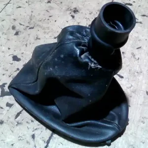 Olcsó FORD FOCUS 98-04 Váltószoknya 1.8tdci bontott alkatrész