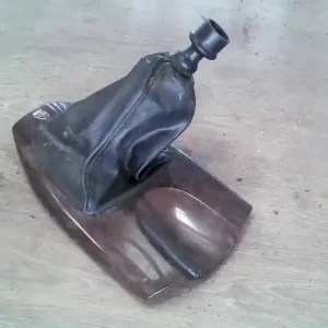 Azonnal elérhető FORD FOCUS 98-04 Váltószoknya bontott alkatrész