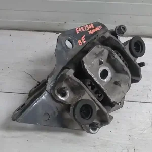 Vedd meg most FORD MONDEO 01-07 Sebességváltó tartó bak bontott alkatrész