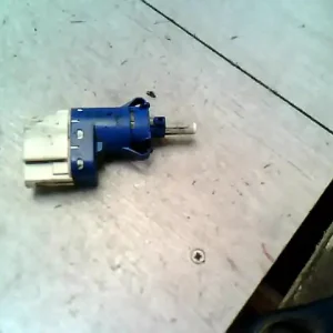 Exkluzív ajánlat FORD Mondeo 07.04.01-14.12.31 Kuplung pedál kapcsoló bontott alkatrész