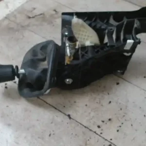 Olcsóbb FORD TRANSIT 2006.04.01-2013.12.31 Váltó kulissza 2.4 d bontott alkatrész