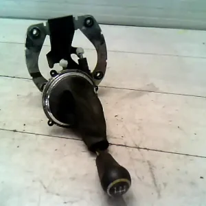 Vedd meg most HONDA CIVIC 2004.01-2006.02 Váltó kulissza bontott alkatrész