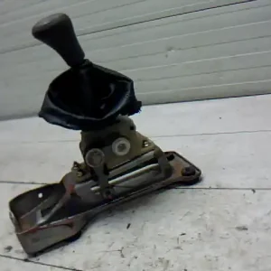 Biztonságos fizetés HYUNDAI Accent 00-03 Váltó kulissza bontott alkatrész